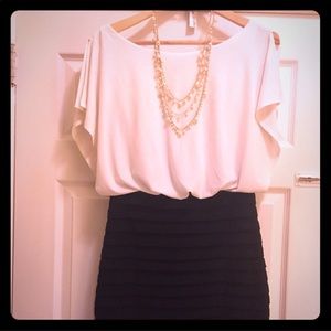 LOKKNG FOR THIS DRESS SIZE 10 BLACK&WHITE